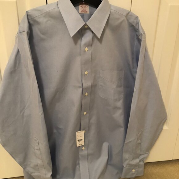 Classic,  Light blue Brooks Brothers non-iron Dress Shirt 16 1/2 x 35 - Picture 4 of 11